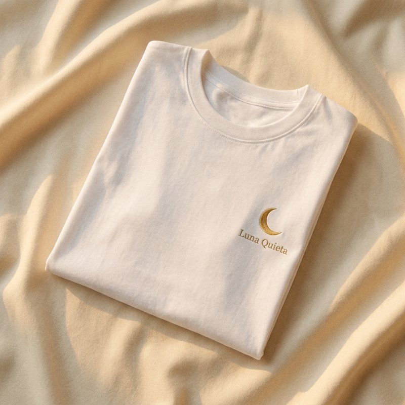 Camiseta "Luna Quieta" Camiseta "Luna Quieta"